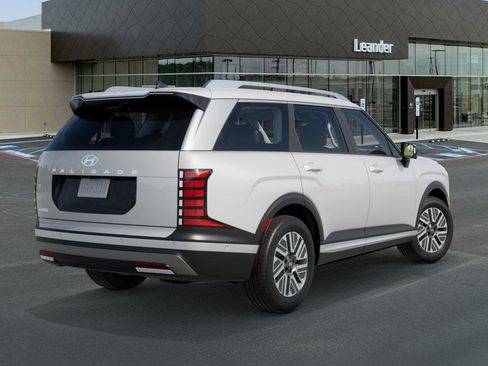 New 2026 Hyundai Palisade SEL Premium FWD image 4