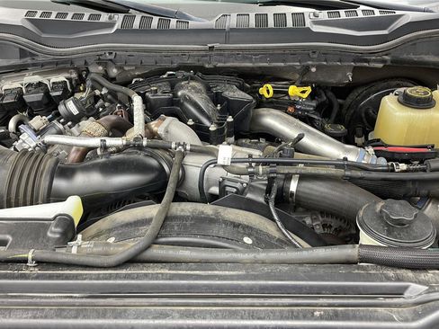 Used 2019 Ford F350 Lariat w/ Lariat Ultimate Package AWD/4WD image 5