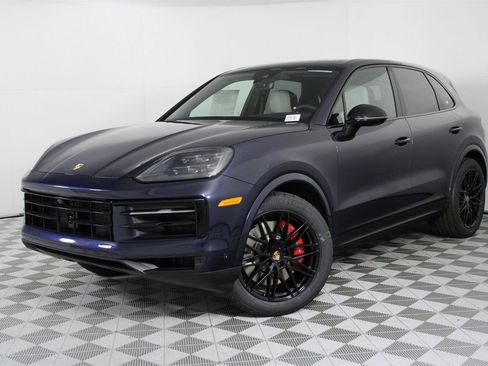 New 2026 Porsche Cayenne S image 1