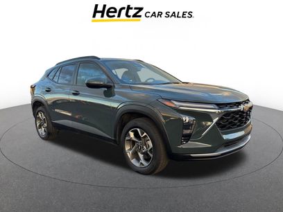 Used 2025 Chevrolet Trax LT