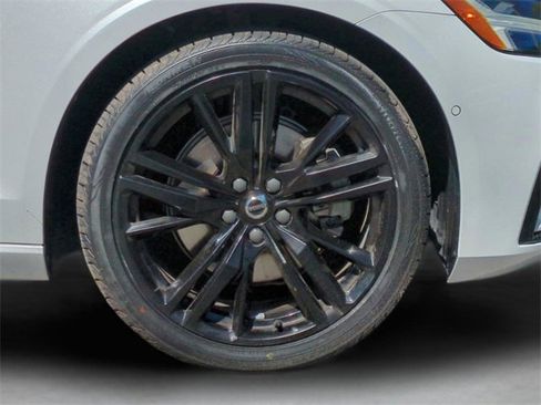 Used 2024 Volvo S60 B5 Plus w/ Climate Package image 29