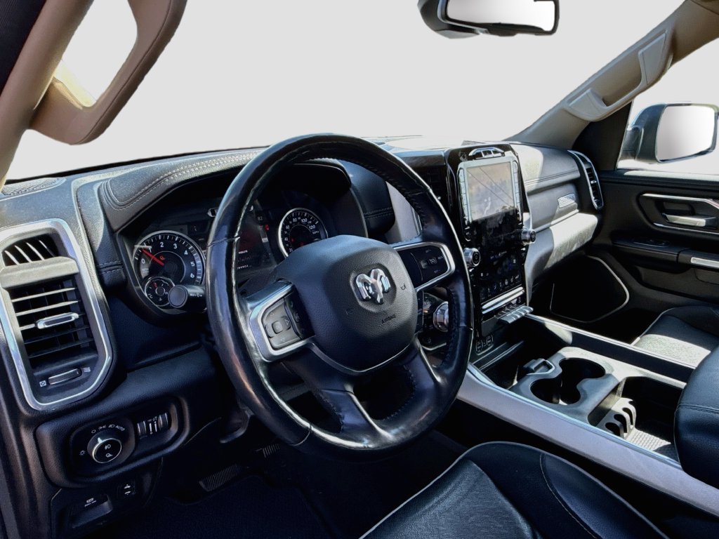 Used 2020 RAM 1500 Laramie AWD/4WD image 11