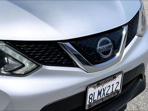 Used 2019 Nissan Rogue Sport S w/ Appearance Package FWD image 33