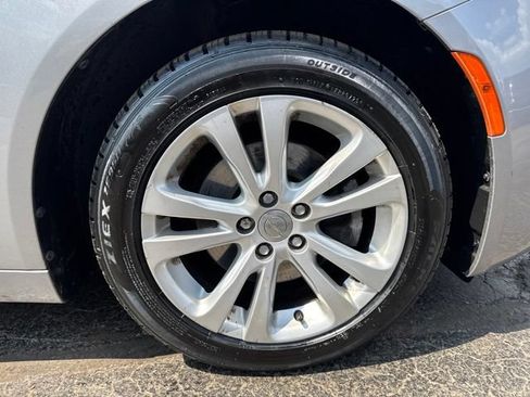 Used 2015 Chrysler 200 Limited w/ Convenience Group FWD image 30