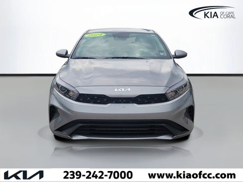 Certified 2024 Kia Forte LXS FWD image 2