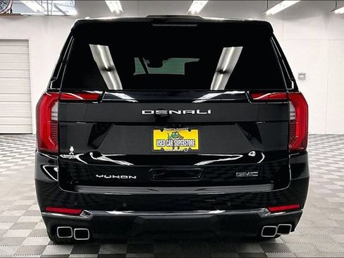 Used 2025 GMC Yukon XL Denali Ultimate AWD/4WD image 5