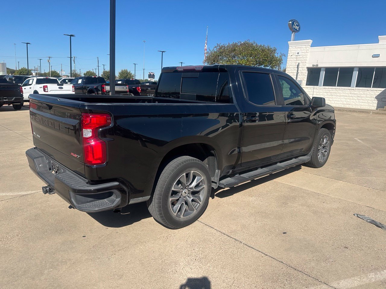 Used 2021 Chevrolet Silverado 1500 RST w/ Convenience Package II RWD image 13