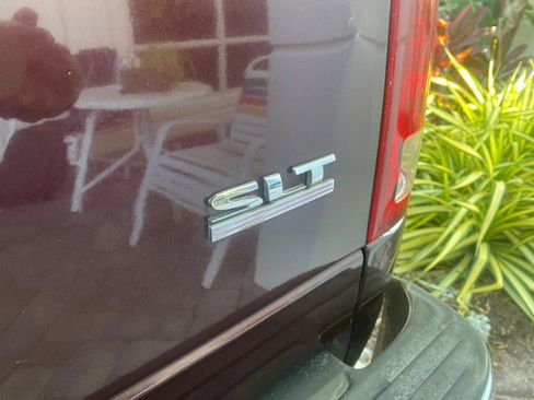 Used 2005 Dodge Ram 1500 Truck SLT image 93