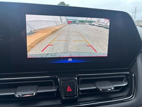 New 2026 Chevrolet TrailBlazer RS w/ Convenience Package FWD image 3