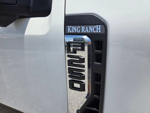 Used 2025 Ford F250 King Ranch w/ FX4 Off-Road Package AWD/4WD image 4
