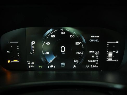 Used 2019 Volvo XC90 T5 Momentum FWD image 19