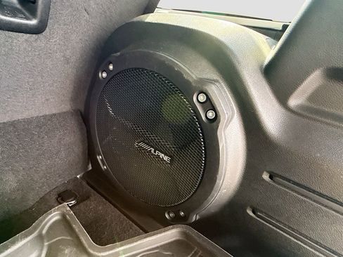 Used 2023 Jeep Wrangler Unlimited w/ Cold Weather Group AWD/4WD image 31