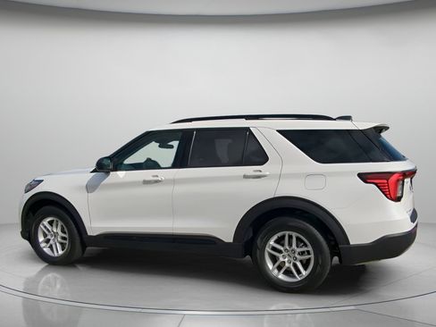 New 2026 Ford Explorer Active w/ Active Comfort Package RWD image 18