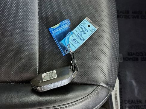 Used 2025 Kia Telluride S image 36