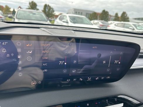 New 2026 Buick Enclave Sport Touring w/ Power Package image 27