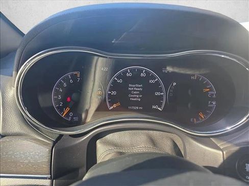 Used 2018 Jeep Grand Cherokee Limited image 18