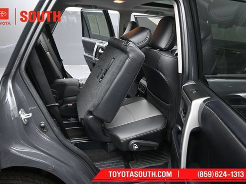 Used 2024 Toyota 4Runner SR5 Premium w/ Moonroof Package AWD/4WD image 31