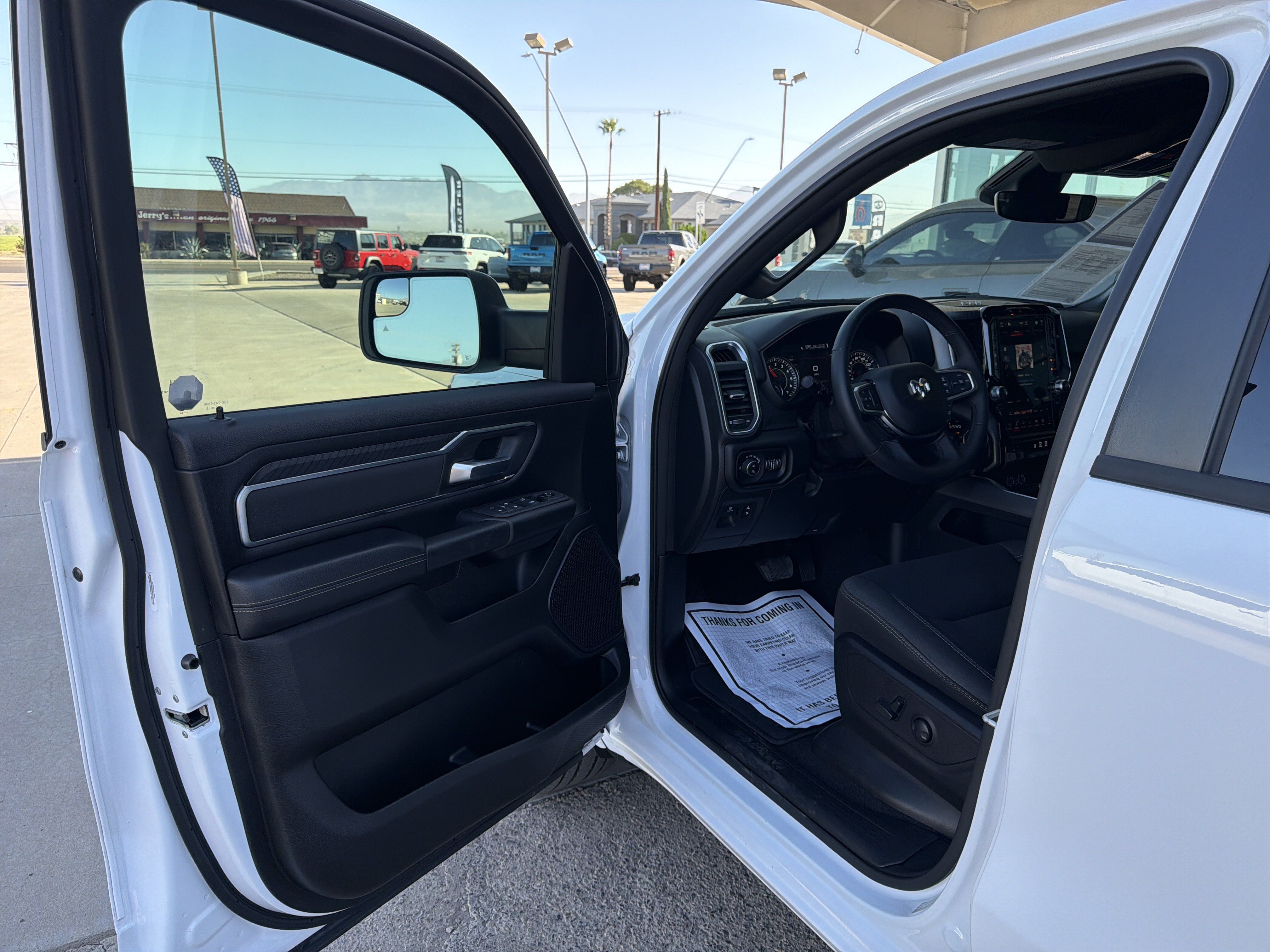 Used 2025 RAM 1500 Big Horn AWD/4WD image 13
