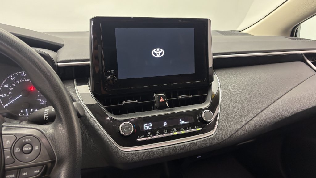 Used 2024 Toyota Corolla LE FWD image 22