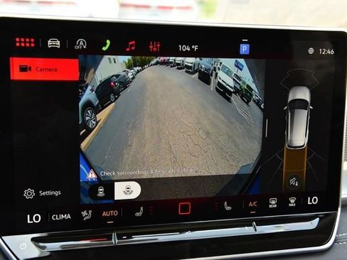 New 2026 Volkswagen Tiguan SE AWD/4WD image 14