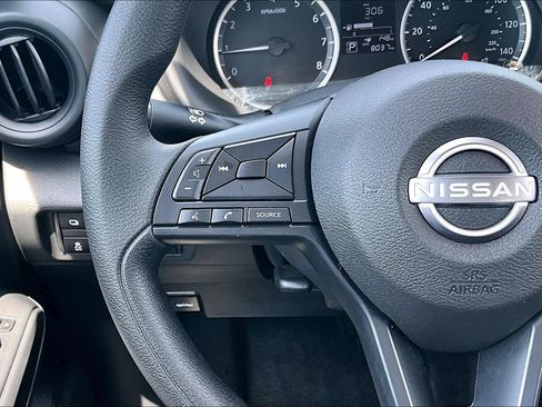 Certified 2025 Nissan Kicks Play S FWD image 16