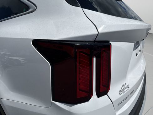 New 2026 Kia Sorento LX image 7