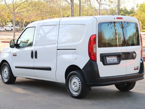 Used 2016 RAM ProMaster City Tradesman w/ Rear Back-up Camera Group image 4