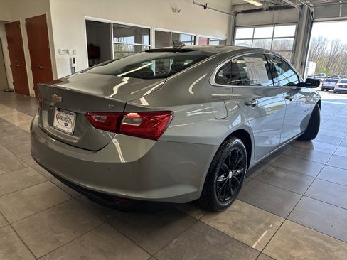 Used 2024 Chevrolet Malibu LT image 4