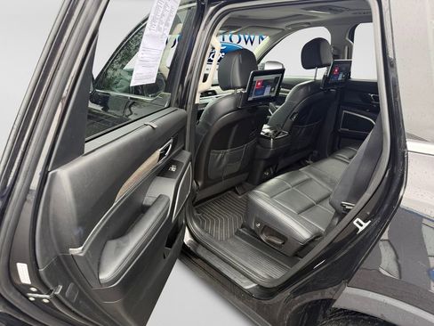 Used 2022 Kia Telluride EX w/ Towing Package AWD/4WD image 9