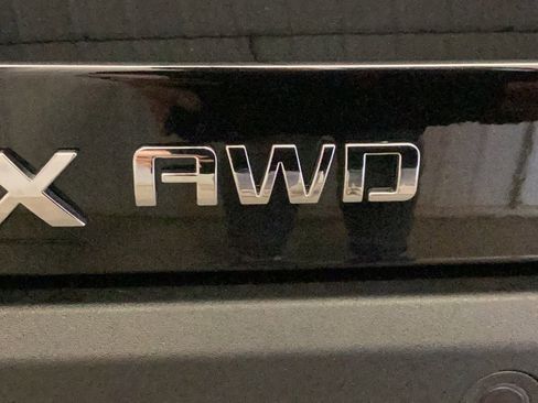 New 2026 Chevrolet Equinox LT w/ Convenience Package II image 19