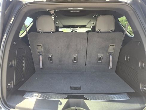 Used 2023 Chevrolet Tahoe RST RWD image 7