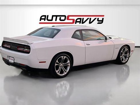 Used 2020 Dodge Challenger R/T image 7