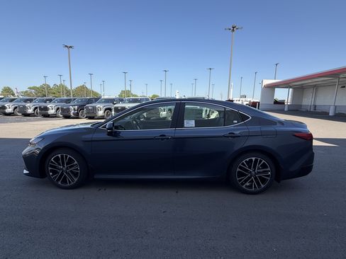 New 2026 Toyota Camry XLE w/ Premium Plus Package FWD image 25