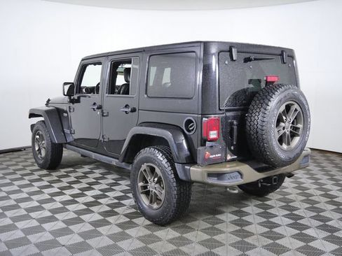 Used 2017 Jeep Wrangler Unlimited Sahara AWD/4WD image 4