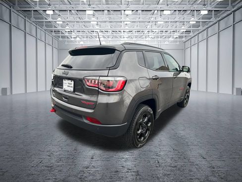 Used 2023 Jeep Compass Trailhawk AWD/4WD image 7