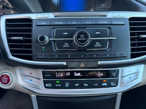 Used 2014 Honda Accord EX image 18