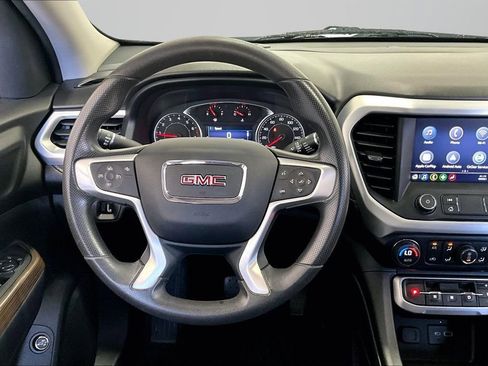 Used 2023 GMC Acadia SLE w/ Driver Convenience Package FWD image 8