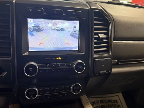 Used 2019 Ford Expedition Limited image 37