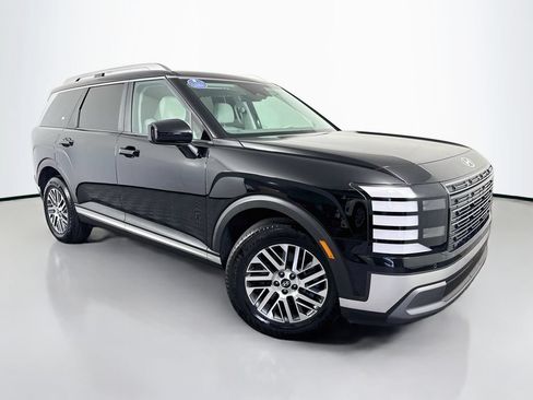 Used 2026 Hyundai Palisade SEL FWD image 3