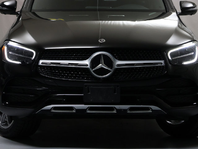 Used 2021 Mercedes-Benz GLC 300 4MATIC image 6