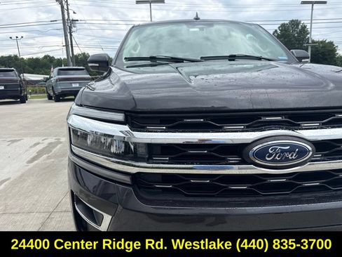 Used 2022 Ford Expedition Max Limited AWD/4WD image 15