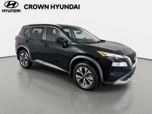Used 2023 Nissan Rogue SV w/ SV Premium Package FWD image 4