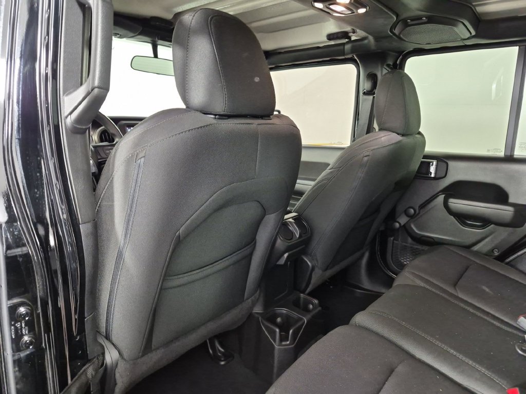 Used 2023 Jeep Wrangler Unlimited Sport AWD/4WD image 30