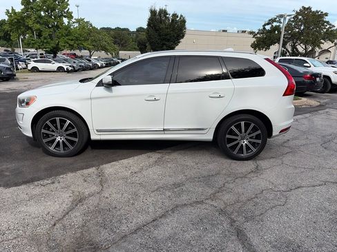 Used 2015 Volvo XC60 T5 Premier w/ Proximity Package FWD image 8