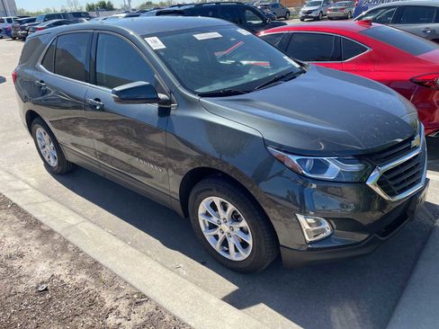 Used 2018 Chevrolet Equinox LT image 4