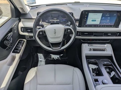 New 2026 Lincoln Aviator Reserve image 15