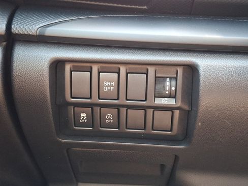 Used 2022 Subaru Forester AWD/4WD image 24