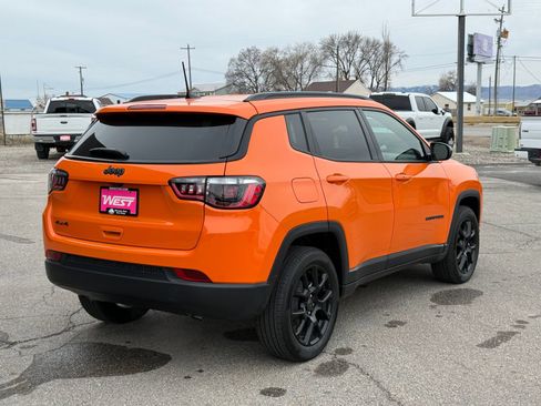 New 2026 Jeep Compass Latitude image 8