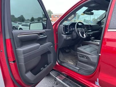 Used 2025 GMC Sierra 1500 SLT w/ SLT Premium Plus Package