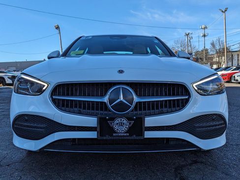 Used 2024 Mercedes-Benz C 300 4MATIC Sedan image 4